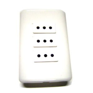 ENCHUFE EMBUTIDO TRIPLE MEC