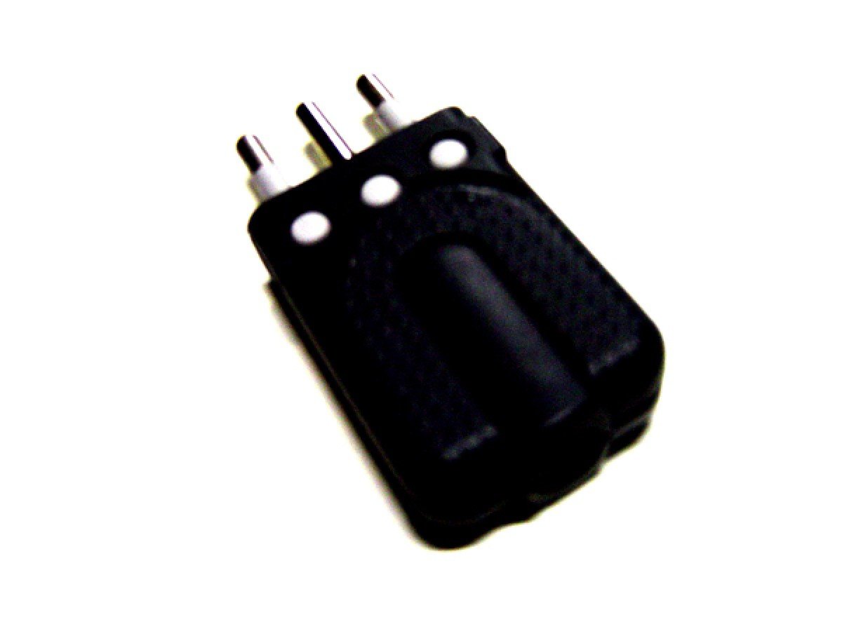 ENCHUFE MACHO VOLANTE 3P 16A TICINO